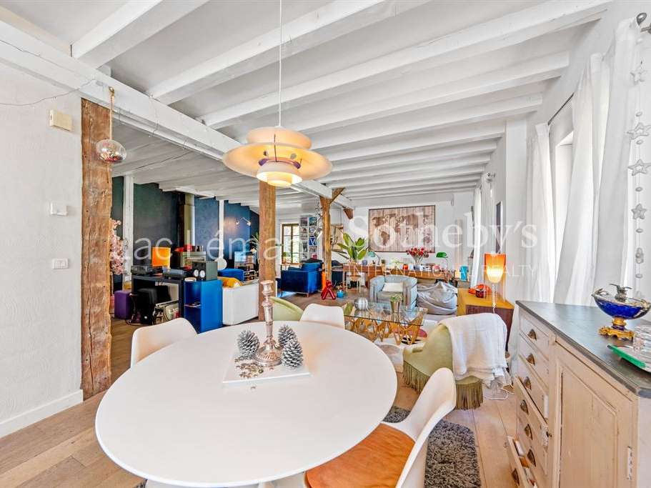 Maison Messery