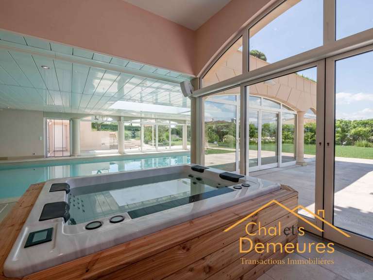 Maison Messery - 6 chambres - 732m²