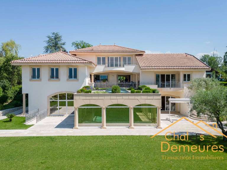 Maison Messery - 6 chambres - 732m²