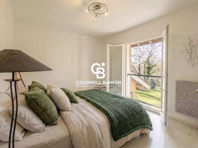 Maison Messery - 5 chambres - 173m²