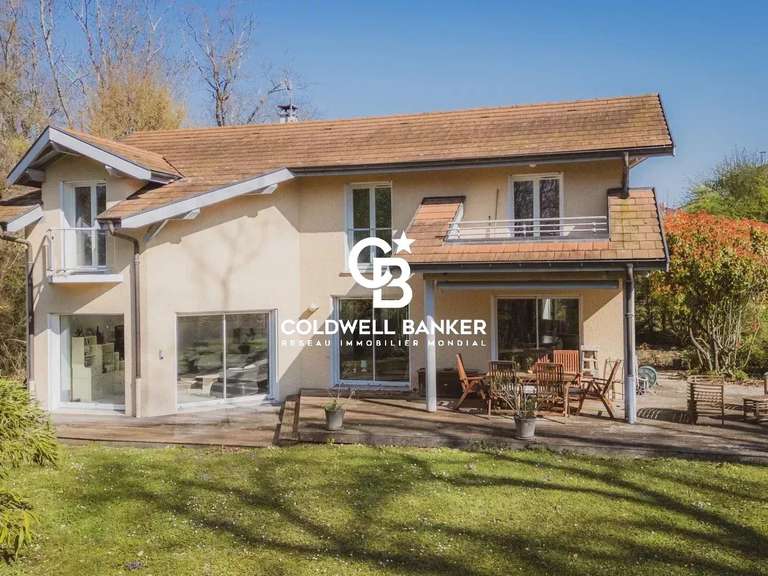 Maison Messery - 5 chambres - 173m²