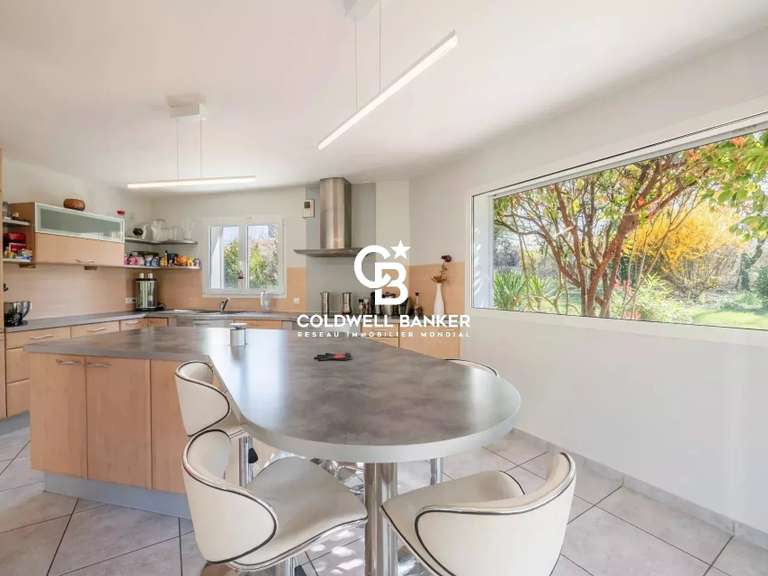 Maison Messery - 5 chambres - 173m²