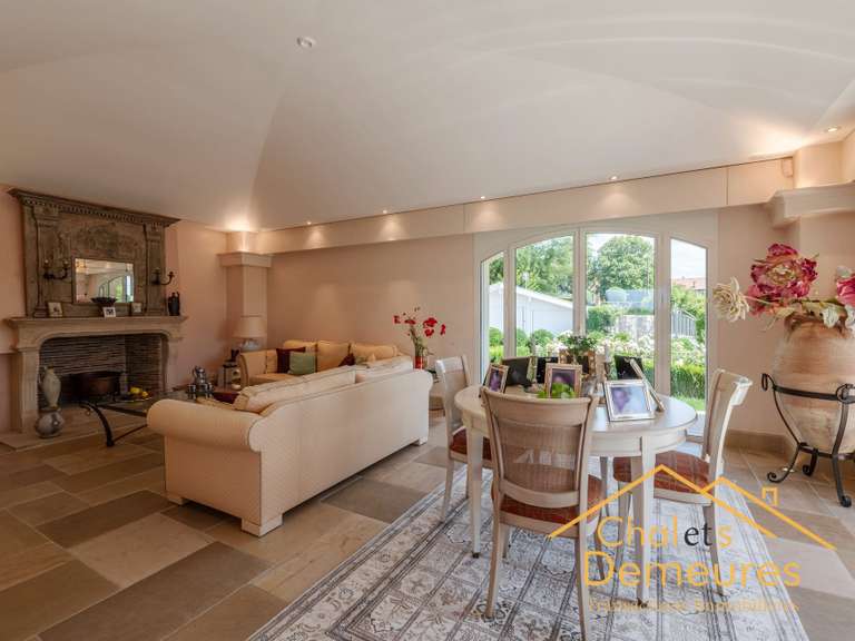 Maison Messery - 6 chambres - 732m²