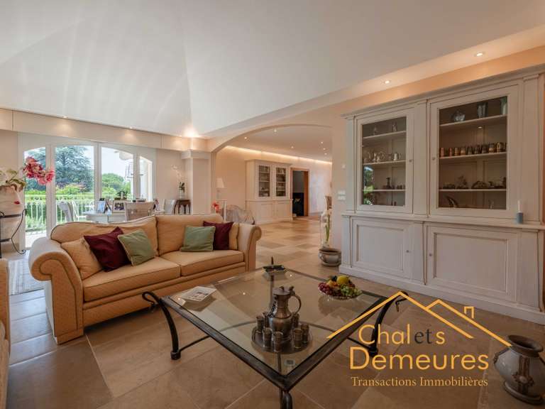 Maison Messery - 6 chambres - 732m²