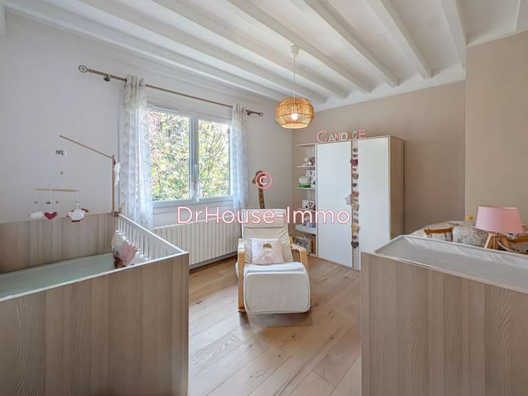 Villa Messimy-sur-Saône - 6 chambres - 200m²