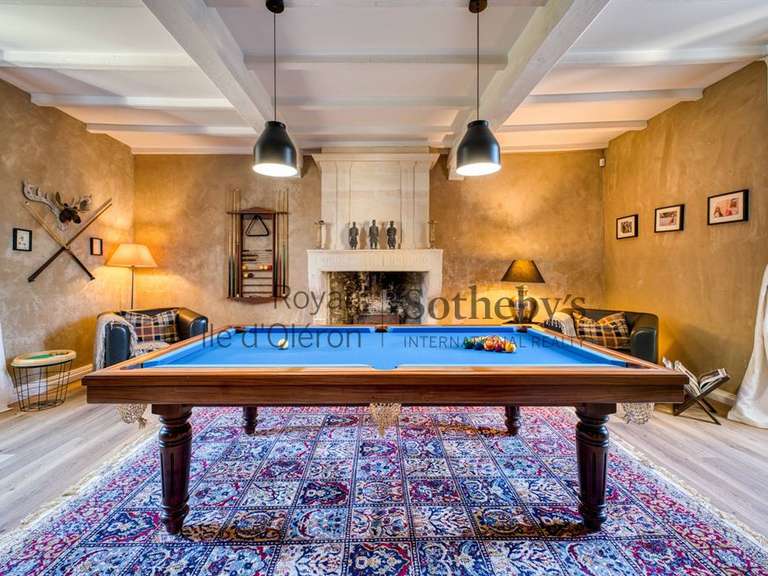 Maison Meursac - 7 chambres - 401m²