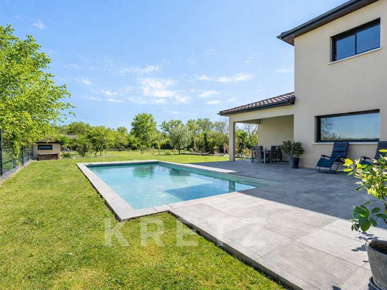 Maison Meximieux - 4 chambres - 220m²