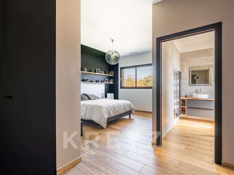 Maison Meximieux - 4 chambres - 220m²