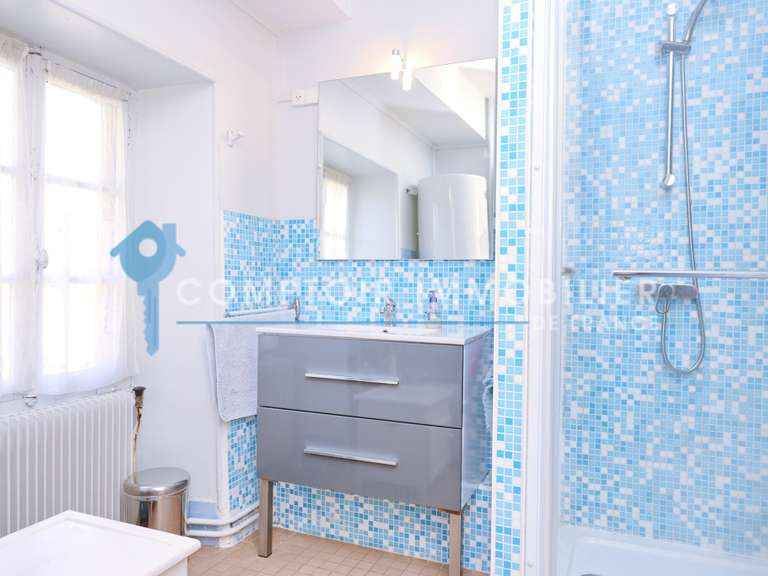 Maison Meylan - 6 chambres - 210m²