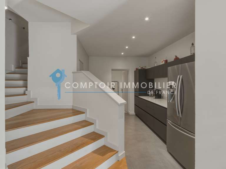 Maison Meylan - 4 chambres - 230m²