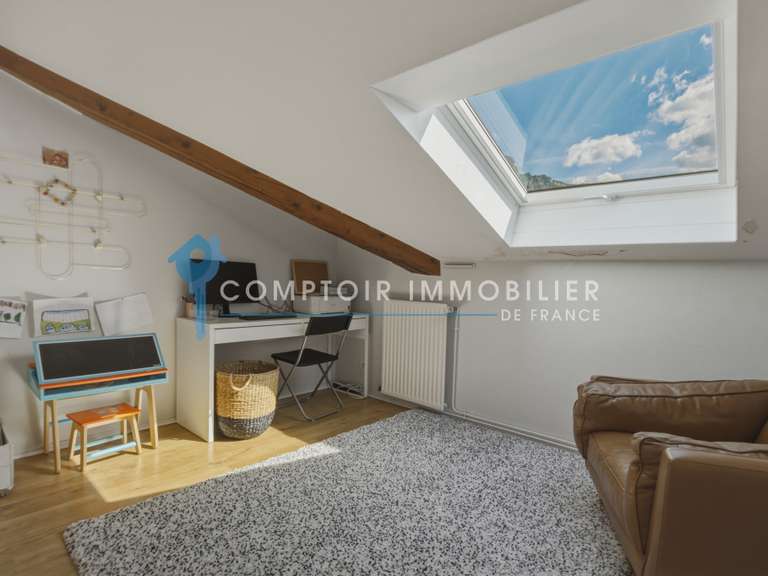 Maison Meylan - 4 chambres - 230m²