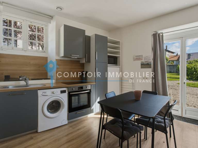 Maison Meylan - 4 chambres - 230m²