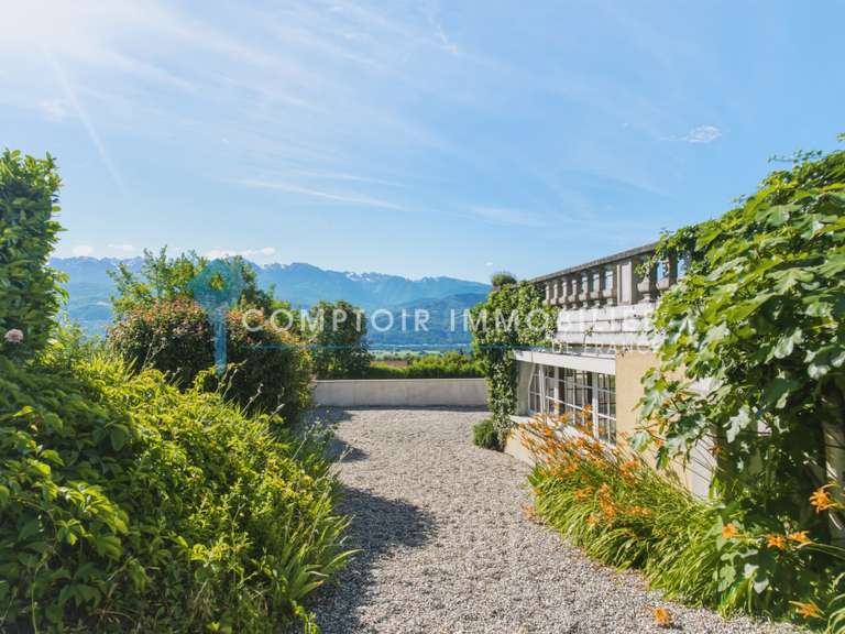 Maison Meylan - 4 chambres - 230m²