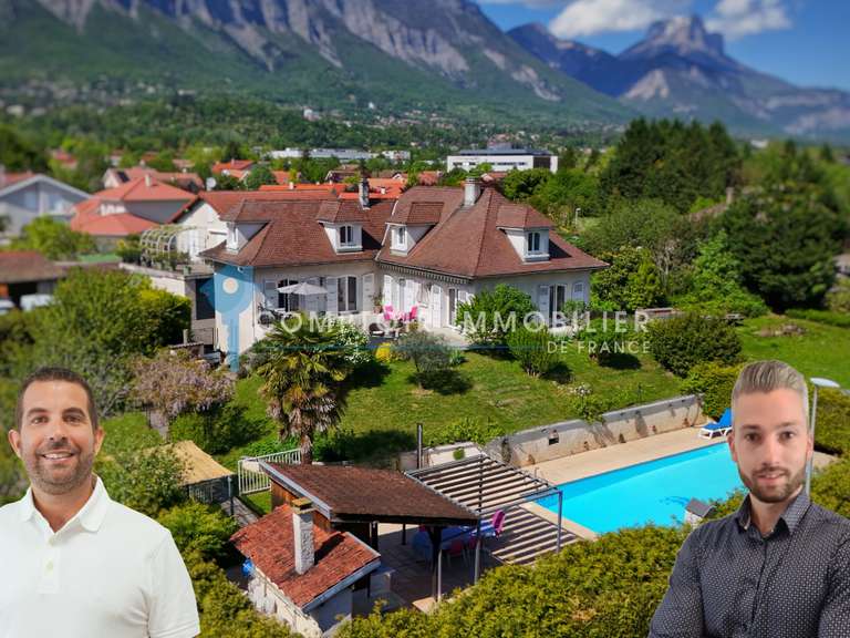 Maison Meylan - 8 chambres - 290m²