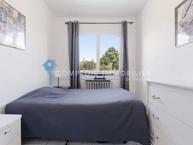 Maison Meylan - 8 chambres - 290m²