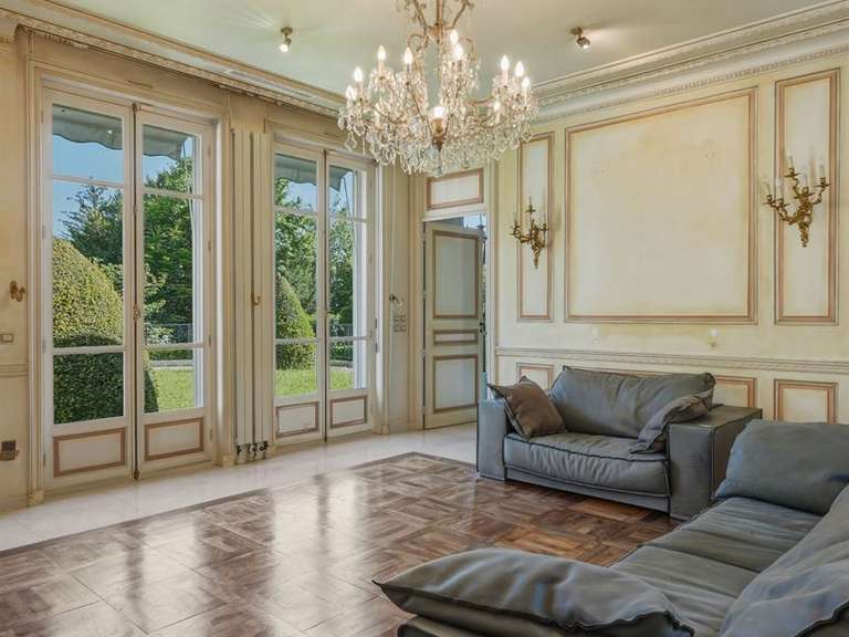 Maison Meylan - 4 chambres - 348m²