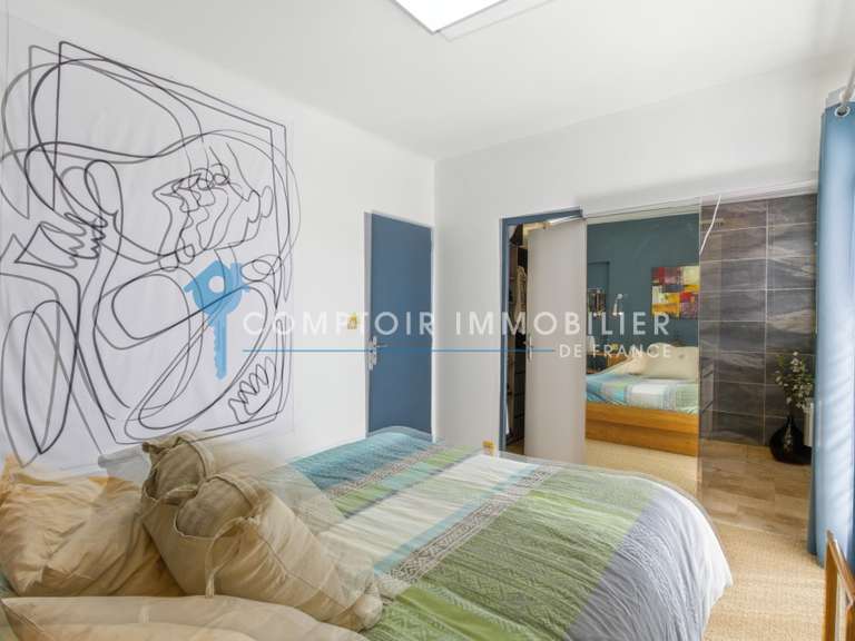 Maison Meylan - 8 chambres - 290m²