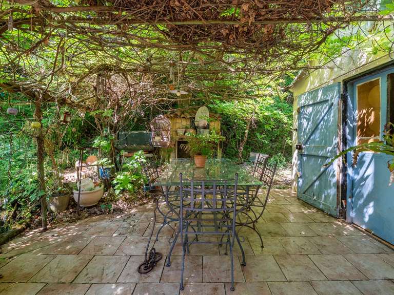 Maison Meyrargues - 4 chambres - 154m²