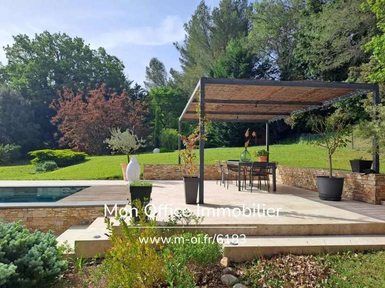 Maison Meyrargues - 3 chambres - 160m²