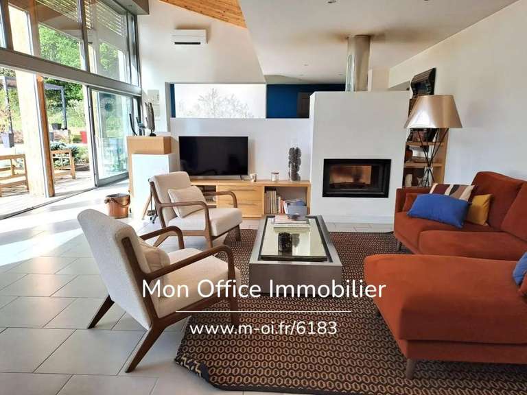 Maison Meyrargues - 3 chambres - 160m²