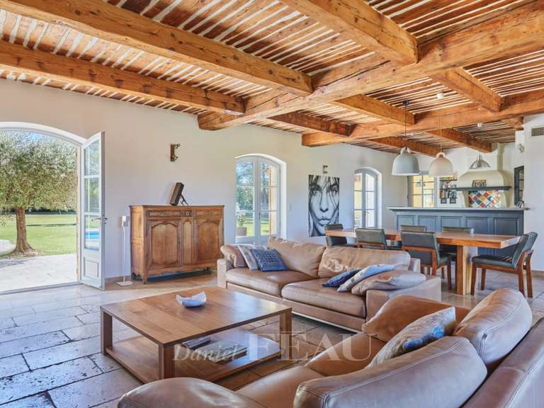 Maison Meyrargues - 4 chambres - 250m²