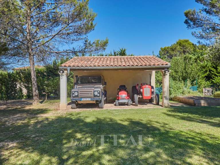 Maison Meyrargues - 4 chambres - 250m²