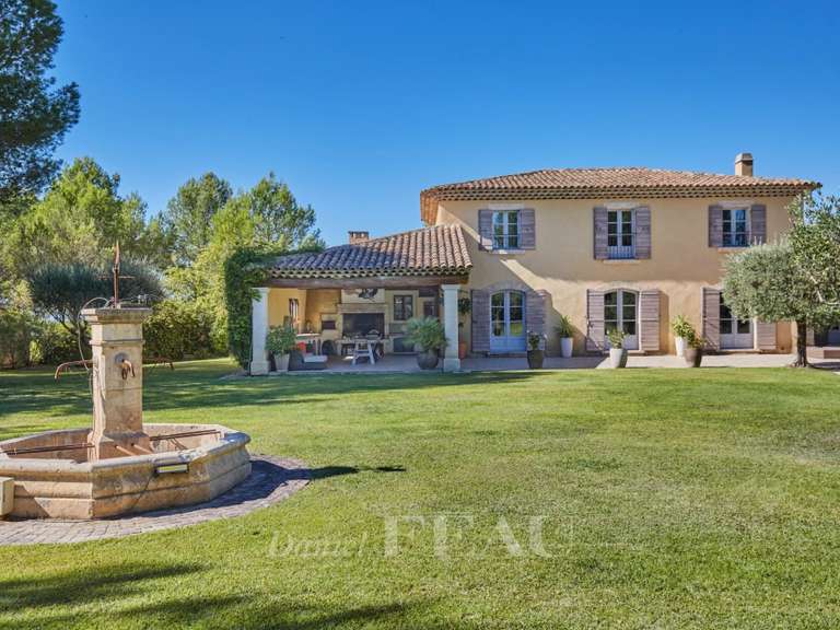 Maison Meyrargues - 4 chambres - 250m²