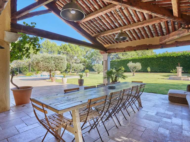 Maison Meyrargues - 4 chambres - 250m²