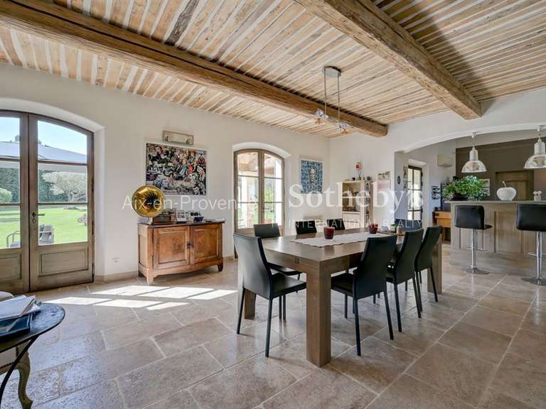Maison Meyrargues - 4 chambres - 510m²