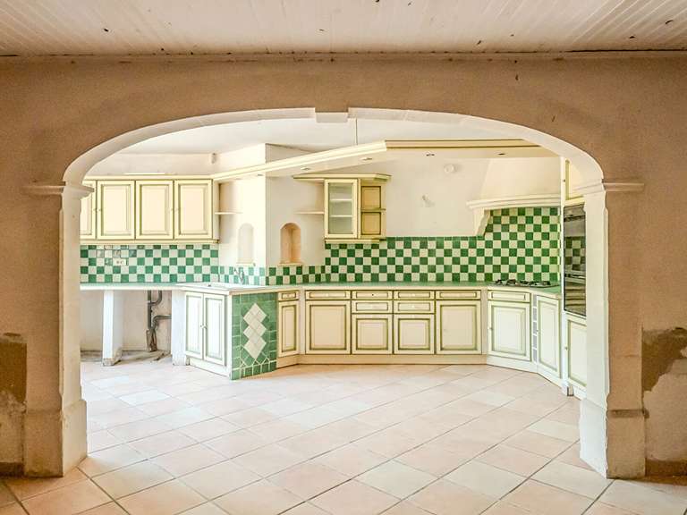 Maison Meyrargues - 7 chambres - 523m²