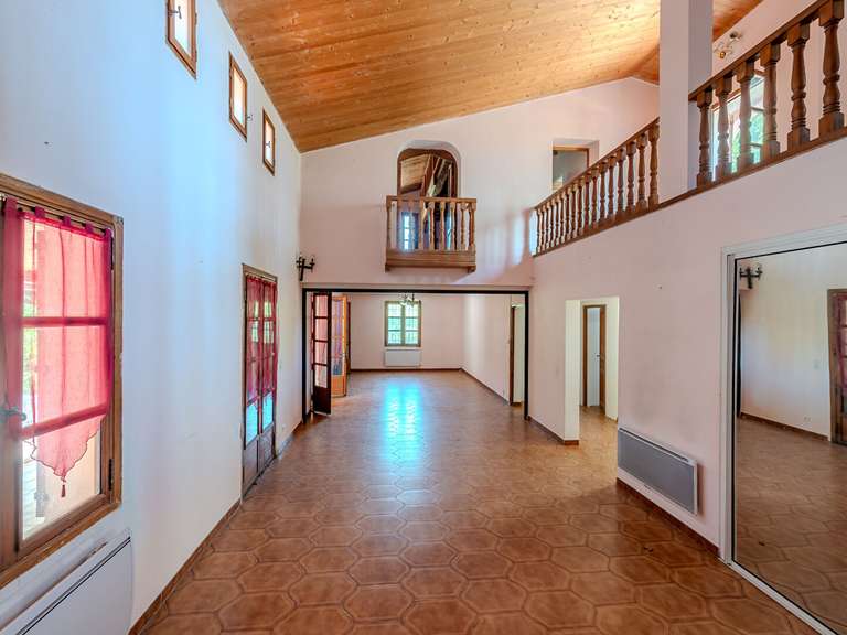 Maison Meyrargues - 7 chambres - 523m²