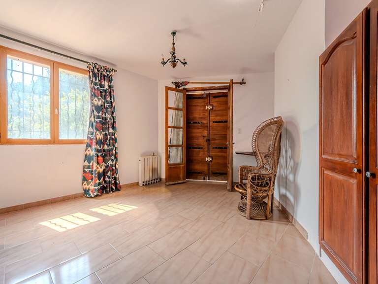 Maison Meyrargues - 7 chambres - 523m²