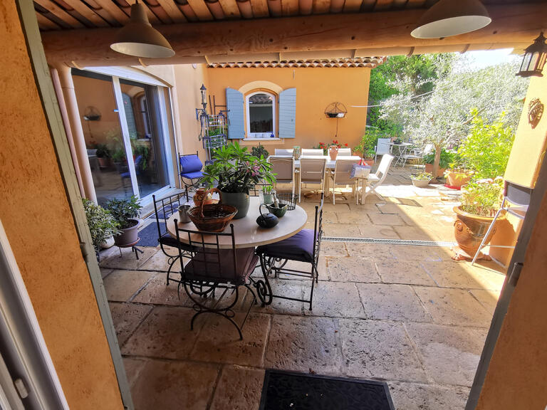 Villa Meyrargues - 4 chambres - 188m²
