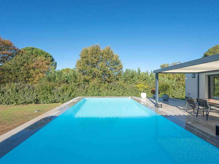 Villa Meyrargues - 4 chambres - 152m²