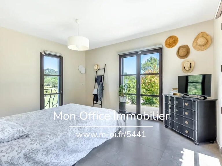 Maison Meyreuil - 4 chambres - 177m²