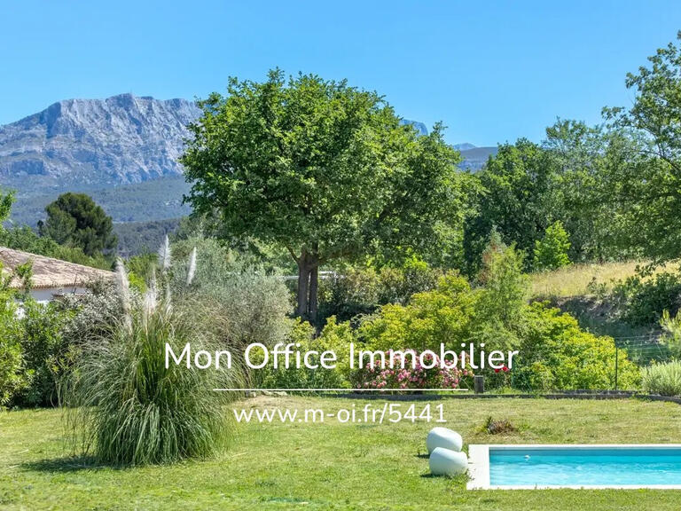 Maison Meyreuil - 4 chambres - 177m²