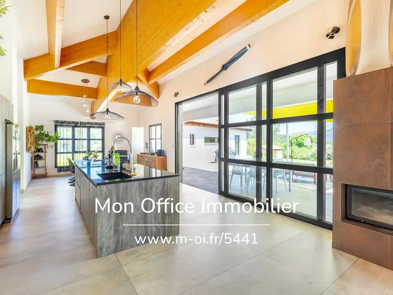 Maison Meyreuil - 4 chambres - 177m²