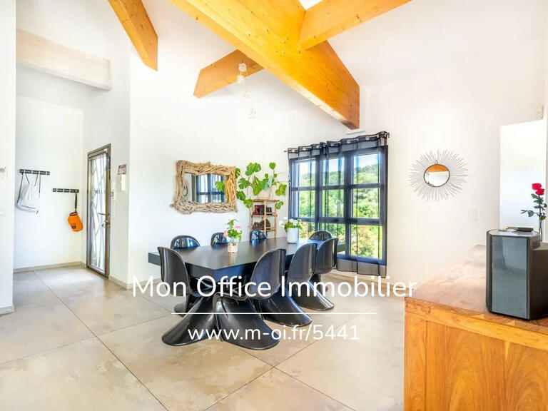 Maison Meyreuil - 4 chambres - 177m²