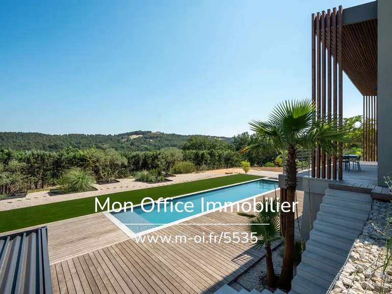 Maison Meyreuil - 5 chambres - 280m²