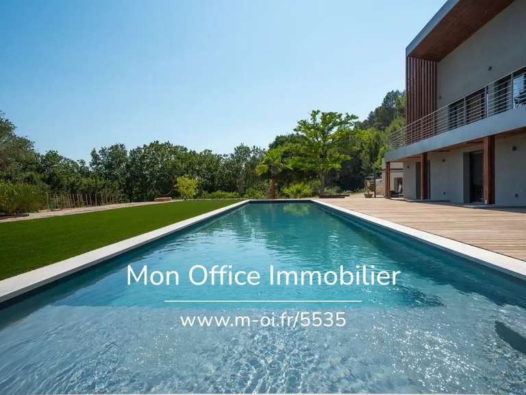 Maison Meyreuil - 5 chambres - 280m²