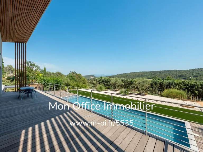 Maison Meyreuil - 5 chambres - 280m²