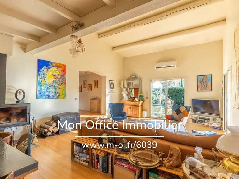 House Meyreuil - 3 bedrooms - 111m²