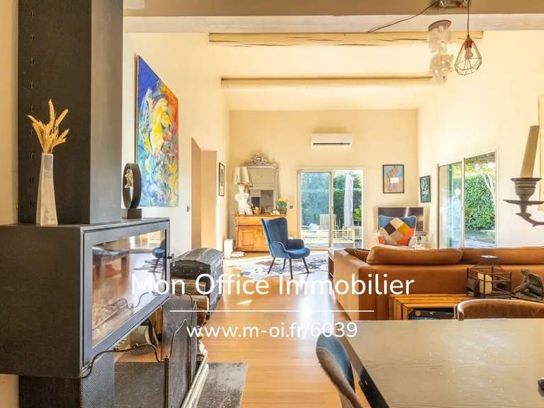 Maison Meyreuil - 3 chambres - 111m²