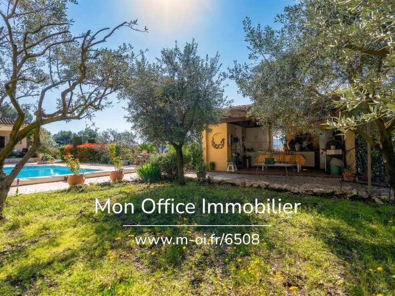 Maison Meyreuil - 3 chambres - 130m²