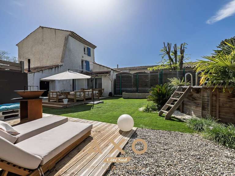 House Meyreuil - 4 bedrooms