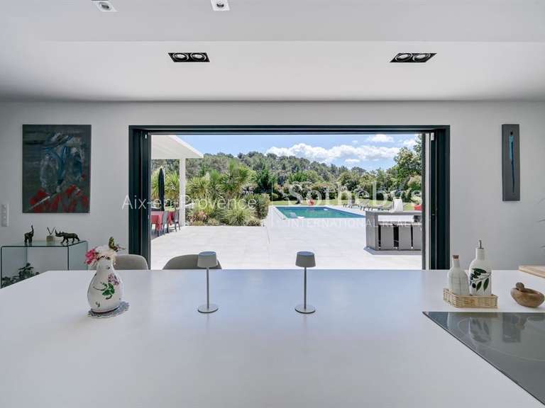 Maison Meyreuil - 5 chambres - 350m²