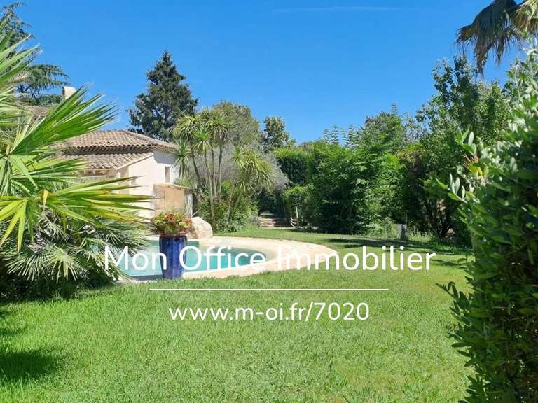 Maison Meyreuil - 5 chambres - 240m²