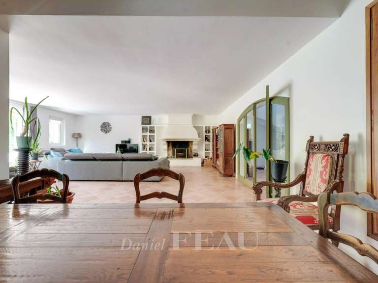 House Meyreuil - 3 bedrooms - 235m²