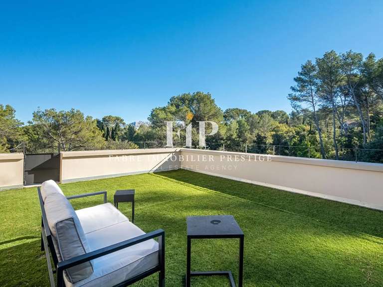 Propriété Meyreuil - 7 chambres - 300m²