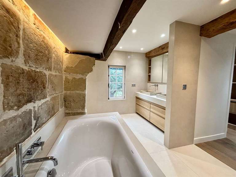 House Mézidon-Vallée-d'Auge - 3 bedrooms - 200m²
